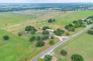 300 S Caddo St, Lipan, TX 76462 - Photo 3