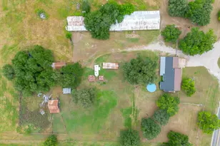 300 S Caddo St, Lipan, TX 76462 - Photo 5