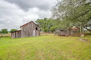 300 S Caddo St, Lipan, TX 76462 - Photo 37