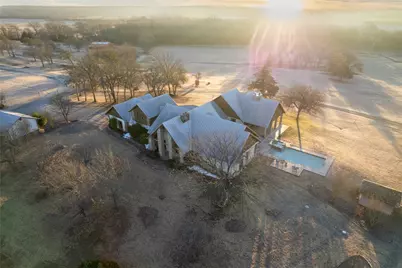1922 Bethel Cannon Road, Whitewright, TX 75491 - Photo 5