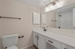 2601 Knoll Trail, Euless, TX 76039 - Photo 9