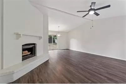 2601 Knoll Trail, Euless, TX 76039 - Photo 3
