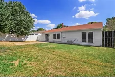 2601 Knoll Trail, Euless, TX 76039 - Photo 5