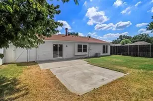 2601 Knoll Trail, Euless, TX 76039 - Photo 19