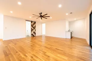 8546 Glencrest Ln, Dallas, TX 75209 - Photo 19