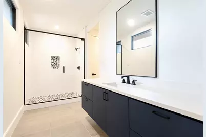 8546 Glencrest Lane, Dallas, TX 75209 - Photo 25