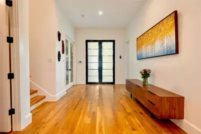 8546 Glencrest Lane, Dallas, TX 75209 - Photo 3