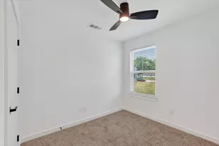 2113 Henry St, Greenville, TX 75401 - Photo 11