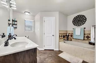 814 Springdale Cir, Lorena, TX 76655 - Photo 29