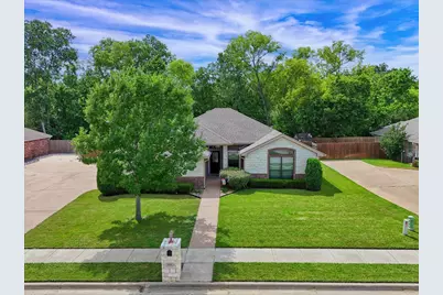 814 Springdale Circle, Lorena, TX 76655 - Photo 3