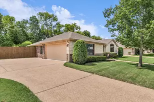 814 Springdale Cir, Lorena, TX 76655 - Photo 5