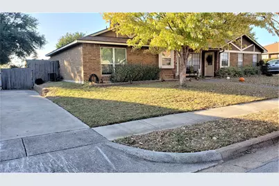 2925 Timothy Lane, Euless, TX 76039 - Photo 1