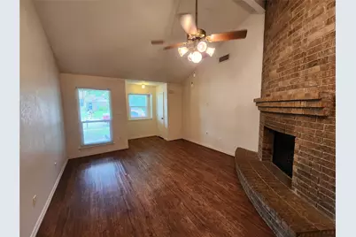 2925 Timothy Lane, Euless, TX 76039 - Photo 3