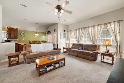 4819 King Harbor Court, Grand Prairie, TX 75052 - Photo 15