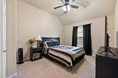 4819 King Harbor Court, Grand Prairie, TX 75052 - Photo 17