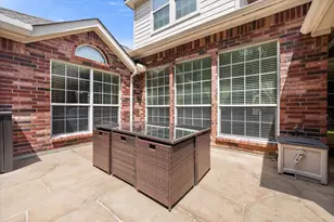 4819 King Harbor Ct, Grand Prairie, TX 75052 - Photo 31