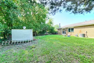 1901 Angelina Dr, Garland, TX 75040 - Photo 21