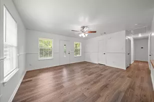 404 W Day St, Denison, TX 75020 - Photo 3