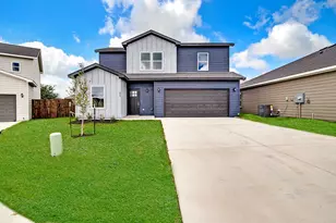 620 Alameda Rd, Azle, TX 76020 - Photo 1