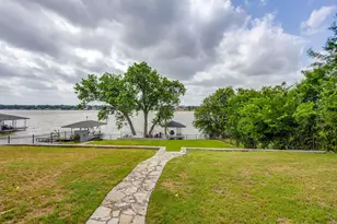 103 Casas Del Sur St, Granbury, TX 76049 - Photo 17