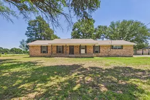 8677 State Hwy 19 S, Athens, TX 75751 - Photo 1
