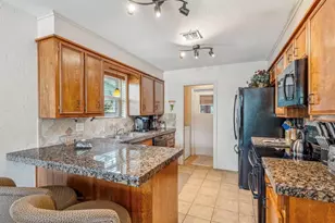422 Granada Calle Ct, Granbury, TX 76049 - Photo 13