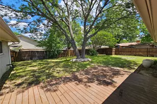 216 Wesley Dr, DeSoto, TX 75115 - Photo 35