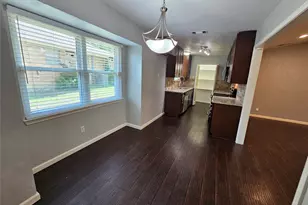 216 Wesley Dr, DeSoto, TX 75115 - Photo 3