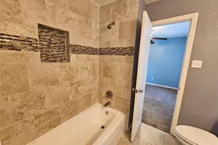216 Wesley Dr, DeSoto, TX 75115 - Photo 31