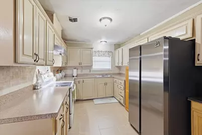 2800 Brockbank Drive, Irving, TX 75062 - Photo 15