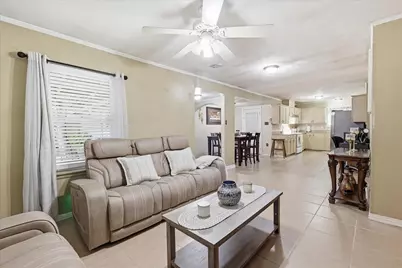2800 Brockbank Drive, Irving, TX 75062 - Photo 7