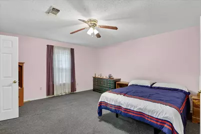 1092 W Highway 199, Springtown, TX 76082 - Photo 15