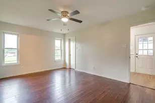 709 N Ave B, Springtown, TX 76082 - Photo 23