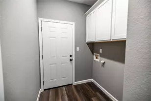 207 S James St, Alvarado, TX 76009 - Photo 19