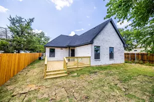 207 S James St, Alvarado, TX 76009 - Photo 21