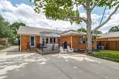9605 Livenshire Drive, Dallas, TX 75238 - Photo 23