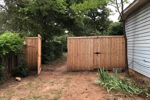1608 Mozingo St, Denton, TX 76209 - Photo 3