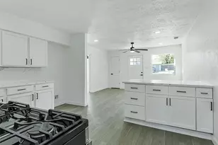 609 E Linda Dr, Garland, TX 75041 - Photo 11