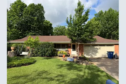 1407 Nichols Street, Ennis, TX 75119 - Photo 1