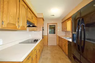 308 Willow Way, Gainesville, TX 76240 - Photo 15