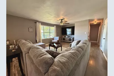 200 Arden Street, Bowie, TX 76230 - Photo 5