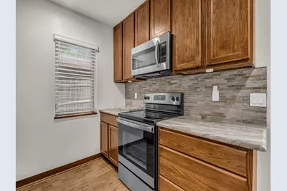 1011 E Lake Drive, Weatherford, TX 76087 - Photo 5