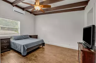1011 E Lake Dr, Weatherford, TX 76087 - Photo 9