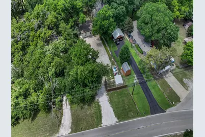 1011 E Lake Drive, Weatherford, TX 76087 - Photo 35