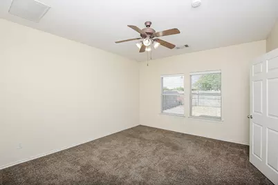 2205 Sadlers Creek Lane, Fort Worth, TX 76108 - Photo 9