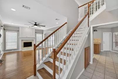 620 Belle Place, Fort Worth, TX 76107 - Photo 7