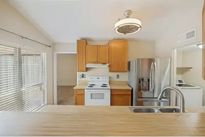 7305 Pineberry Road, Dallas, TX 75249 - Photo 9
