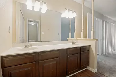 7305 Pineberry Road, Dallas, TX 75249 - Photo 19