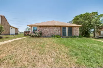 7305 Pineberry Road, Dallas, TX 75249 - Photo 1