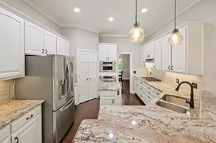 1125 Williamsburg Ln, Keller, TX 76248 - Photo 9